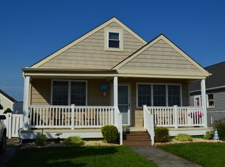 204 W Pittsburg Ave, Wildwood Crest, NJ 08260