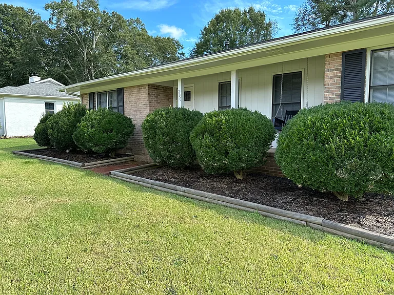200 Skyview Dr — Photo 11