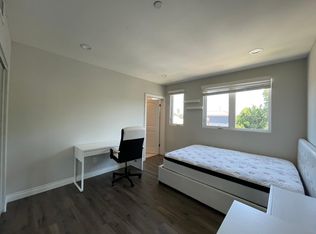 1334 W 37th Pl #36S, Los Angeles, CA 90007