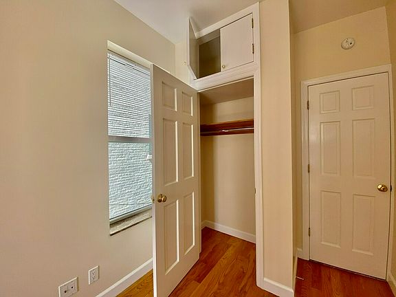 3rd image of 89 Jewel St APT 3R