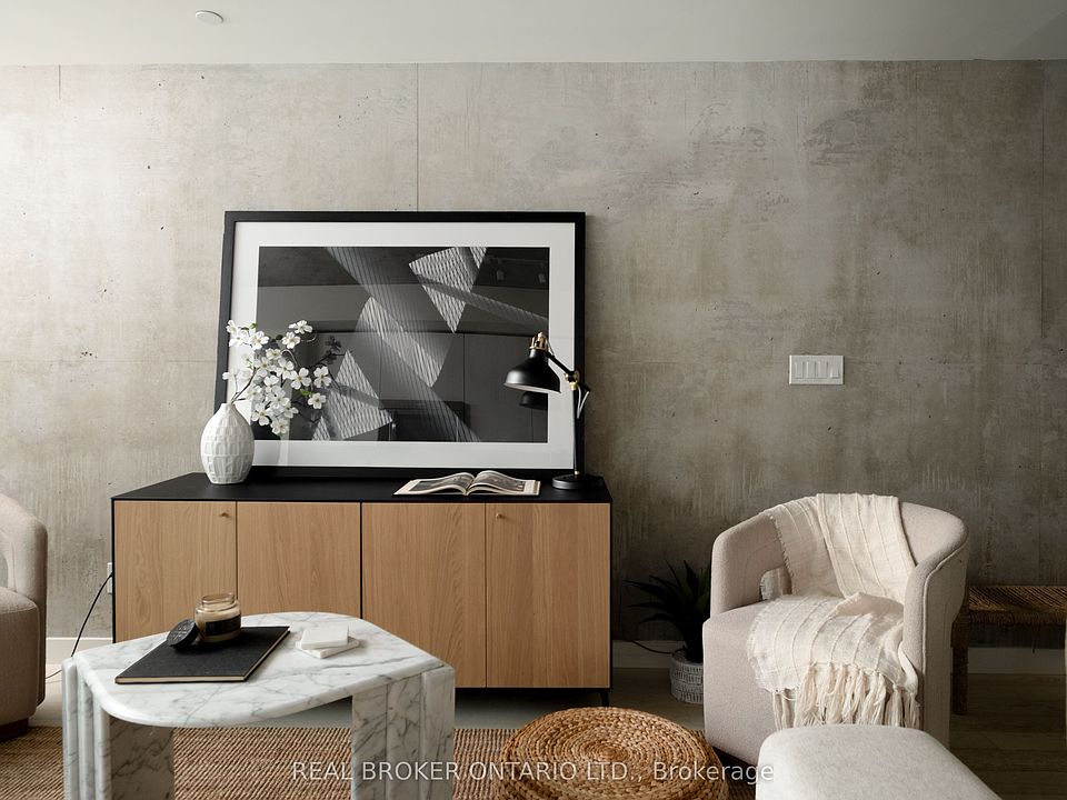 1st image of 111 Bathurst St #508
