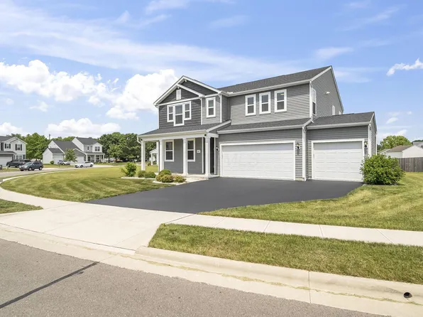 1167 Lake Forest Dr, Hebron, OH 43025