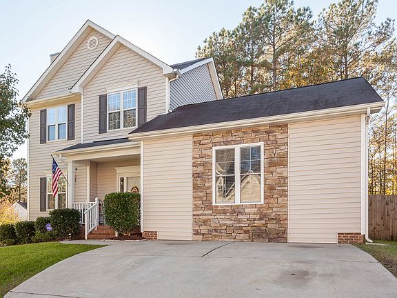 2 car driveway is perfect! 