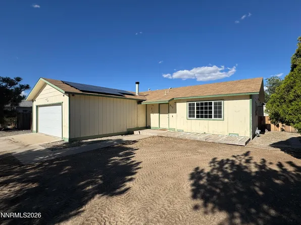 217 7th St, Fernley, NV 89408