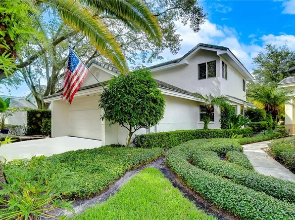 15826 Sanctuary Dr, Tampa, FL 33647