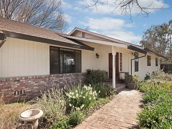 13065 Crystal Spring Ln, Galt, CA 95632