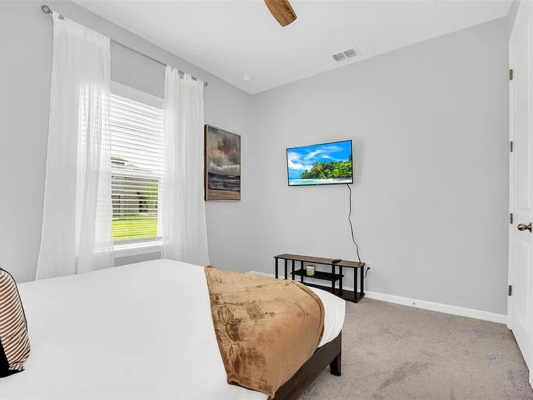 2131 Derwent Dr — Photo 28