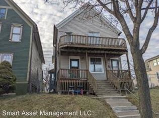 2827 N Richards St, Milwaukee, WI 53212