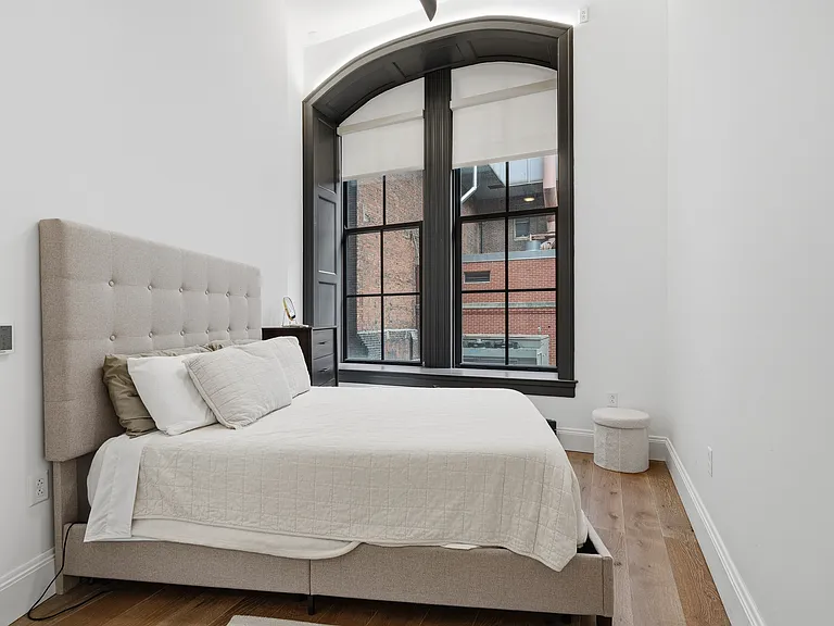 824 Liberty Ave #201 — Photo 35