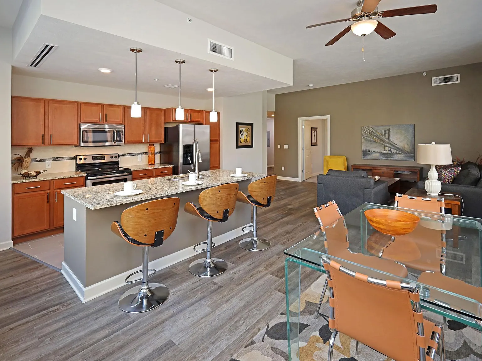 Residences at 1717 — Photo 3