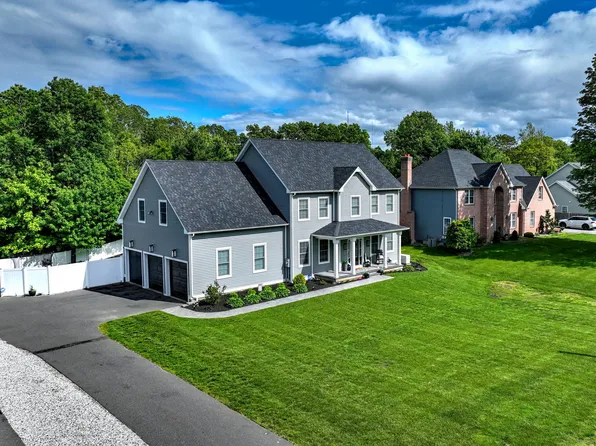 905 New Britain Avenue, Farmington, CT 06032