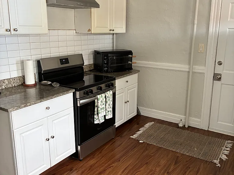 15-17 Gladstone St #2 — Photo 8