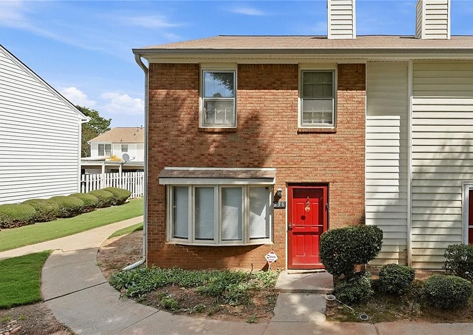 1st image of 236 Mill Creek Pl