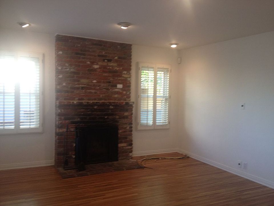 1st image of 2412 N Ardmore Ave