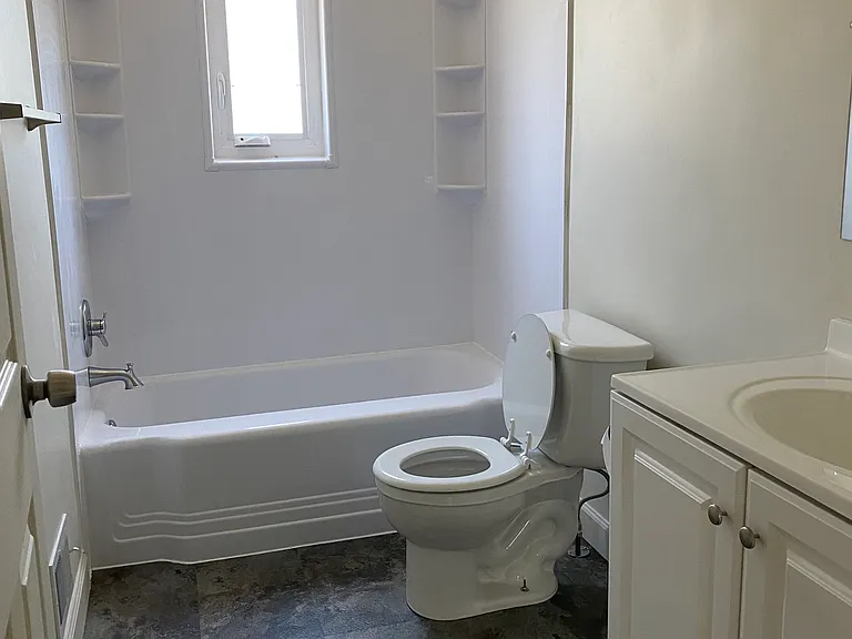 619 Robbins Station Rd — Photo 7