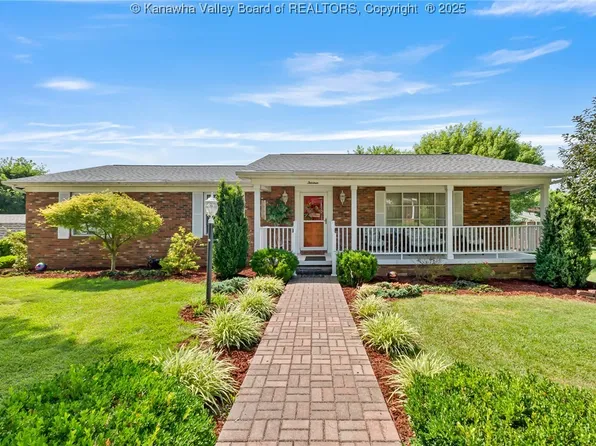 13 Windsong Way, Nitro, WV 25143