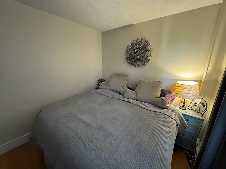 190-192 Holland St #2 — Photo 15