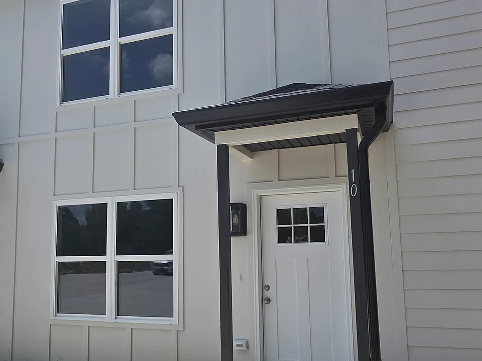 219 Mullican St #10-1
