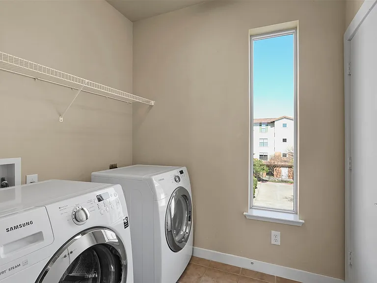3800 Holland Ave #4 — Photo 11
