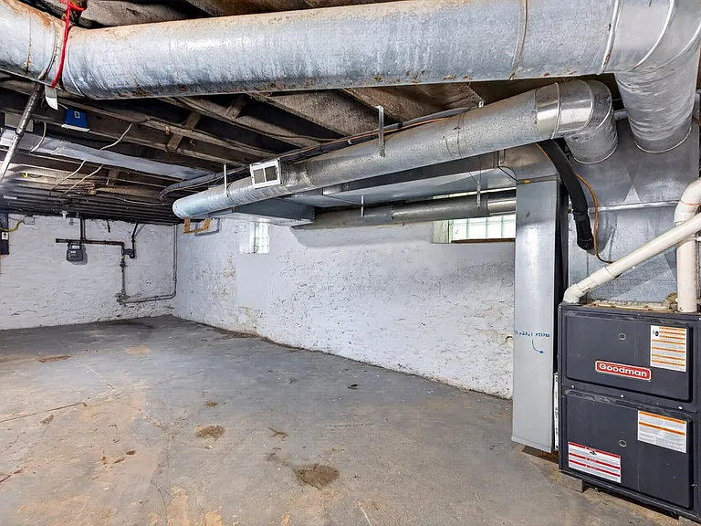 1407 W North Bend Rd — Photo 27
