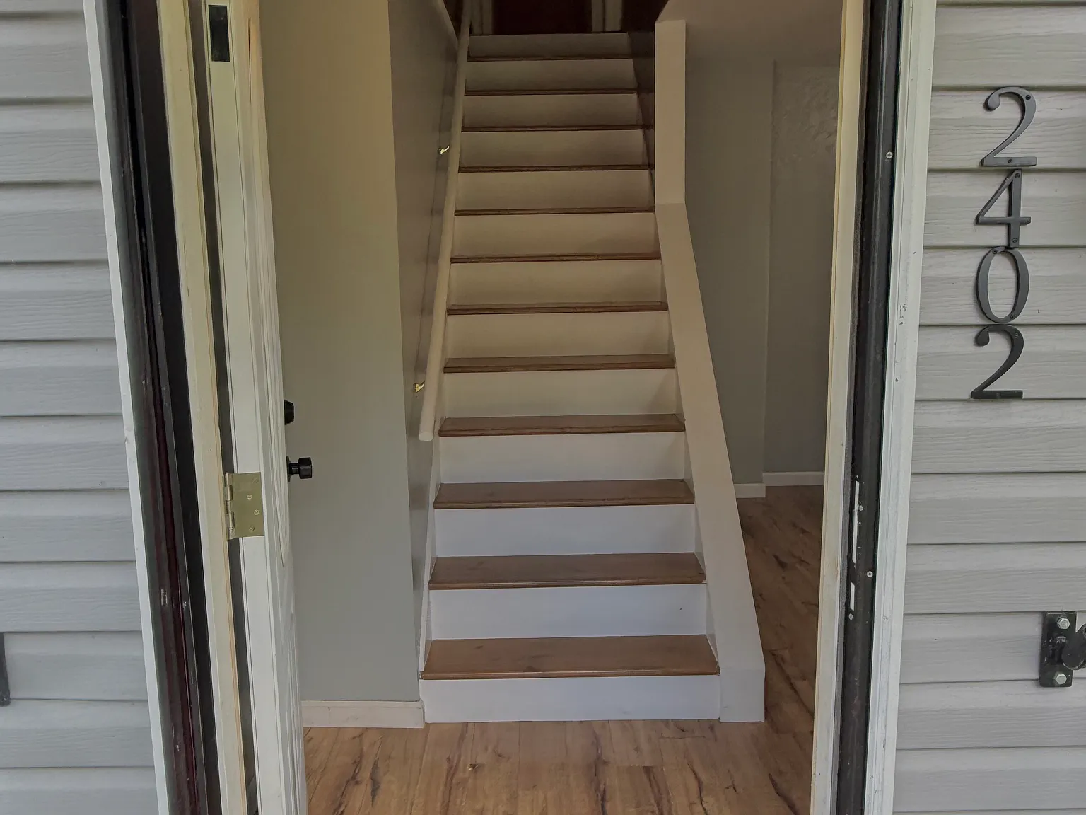 4 bed, 1400 sqft, $2,000 — Photo 3