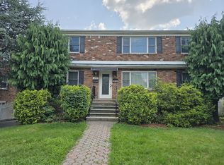 1221 Commerce Ave FLOOR 2, Union, NJ 07083