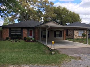 102 Miller Ct, Silsbee, TX 77656