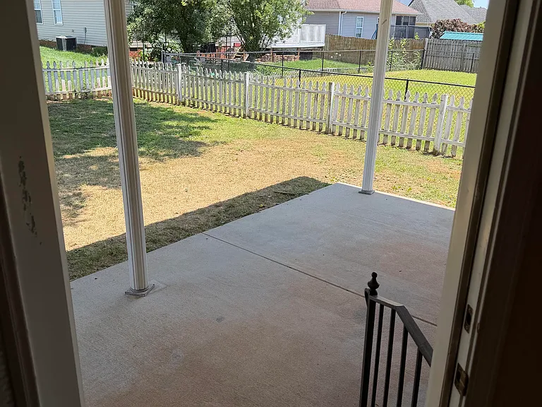 3448 Fair Oaks Ave — Photo 2