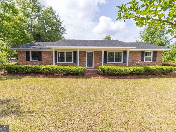 3088 Southwood Dr, Waycross, GA 31503