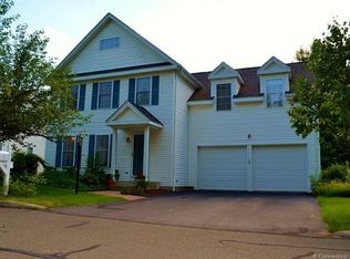 7 Matthew Ct, Avon, CT 06001