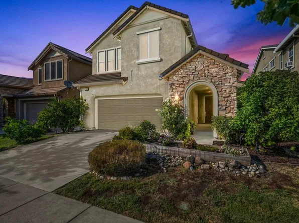 1926 Sierra Rd, West Sacramento, CA 95691