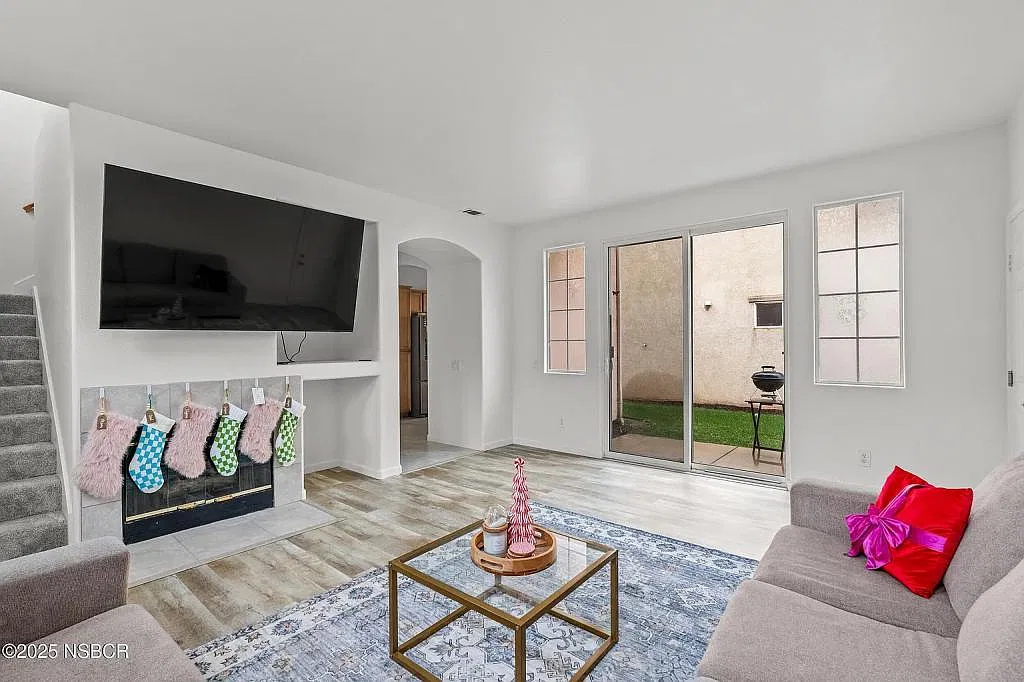 217 Gilea Ct — Photo 3