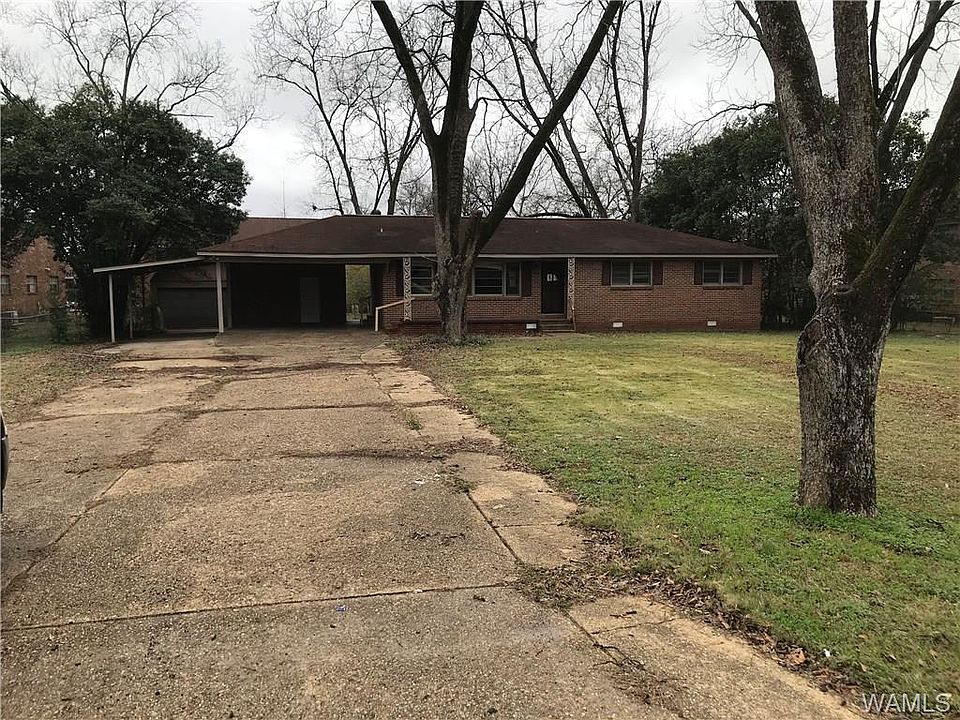 1st image of 3718 1st Ave