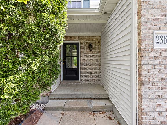 2nd image of 23653 W Ewing Dr