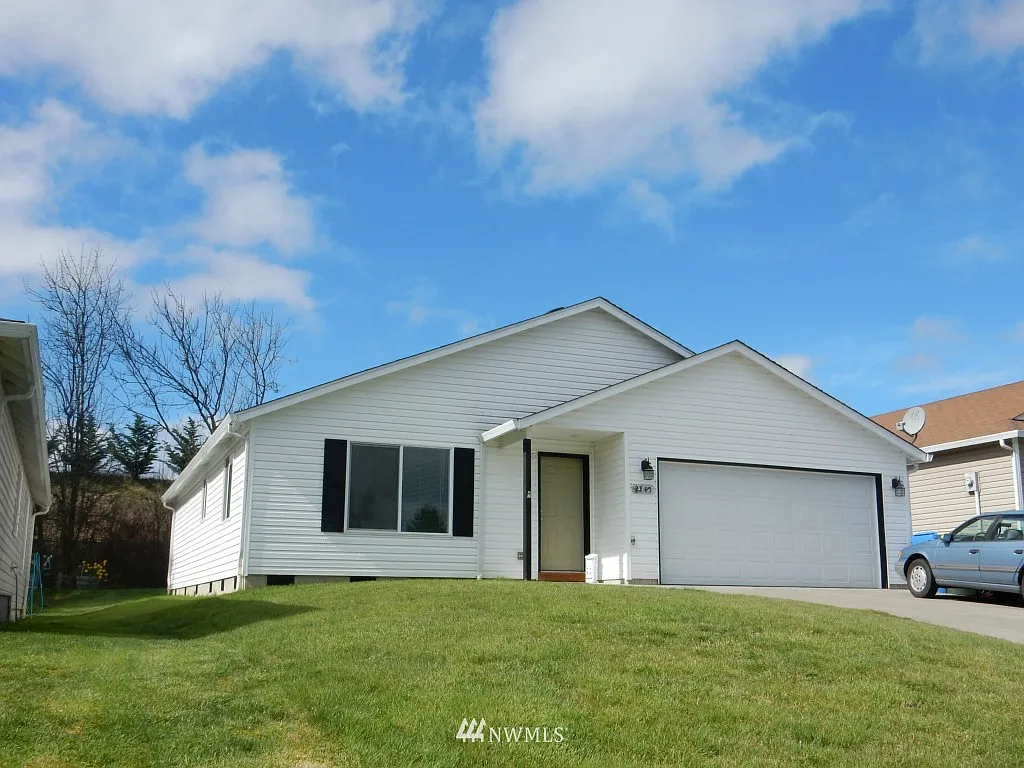 2545 Kristine Court photo 1