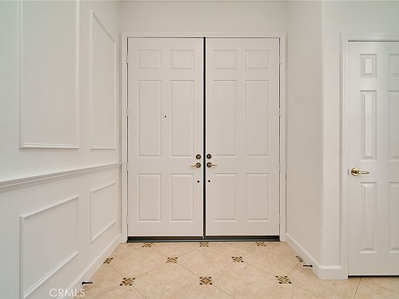 4th image of 25750 Wallace Pl
