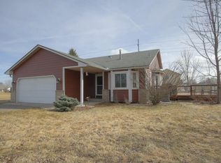 12149 Undercliff St NW, Coon Rapids, MN 55433