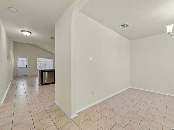 2nd image of 1407 Frio Eagle