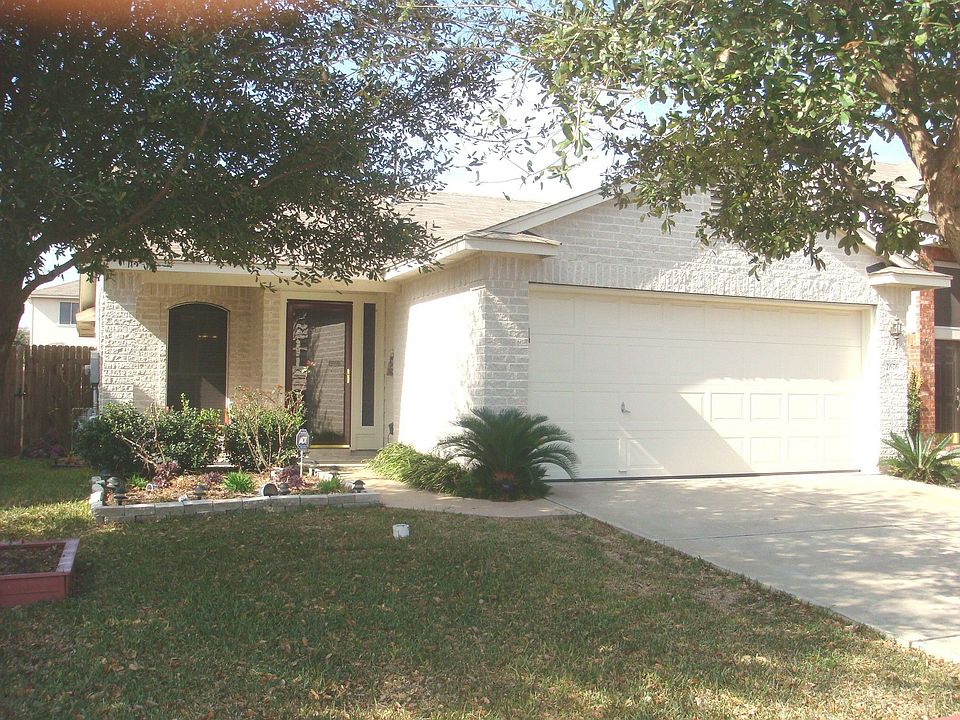 1st image of 2676 Bradley Ln