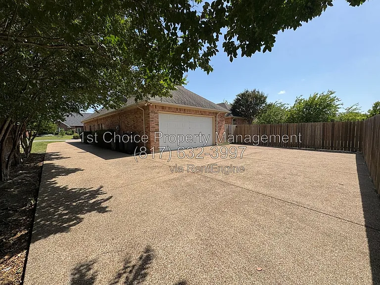 6376 Newport Ct — Photo 55