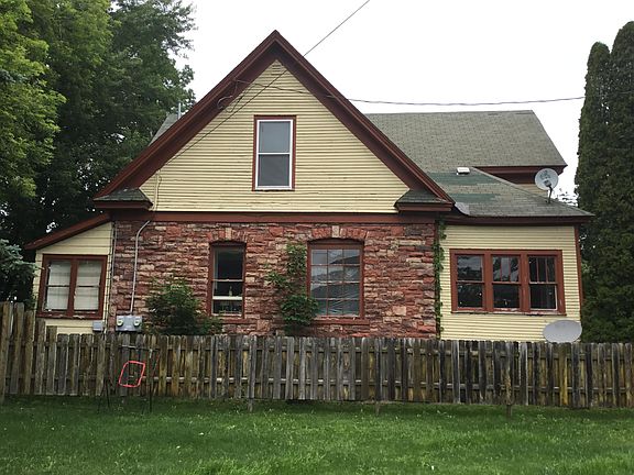 2nd image of 916 Bingham Ave