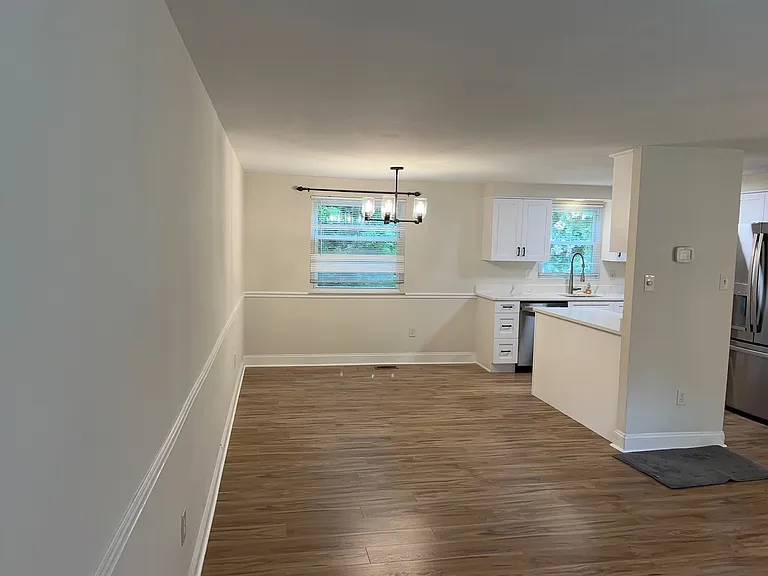 5435 The Bridle Path — Photo 13