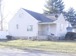251 Sheridan Dr, Loves Park, IL 61111