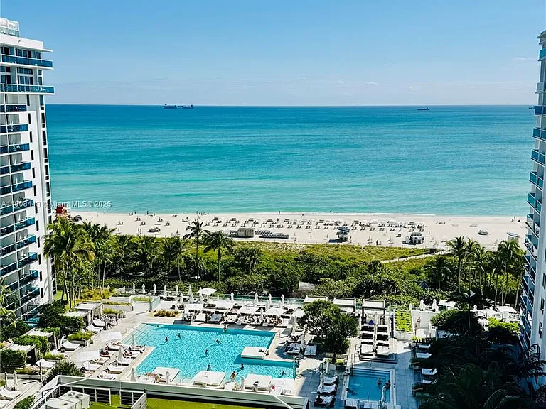 2301 Collins Ave #1525 — Photo 35