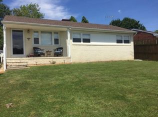 1020 Baylor St, Staunton, VA 24401