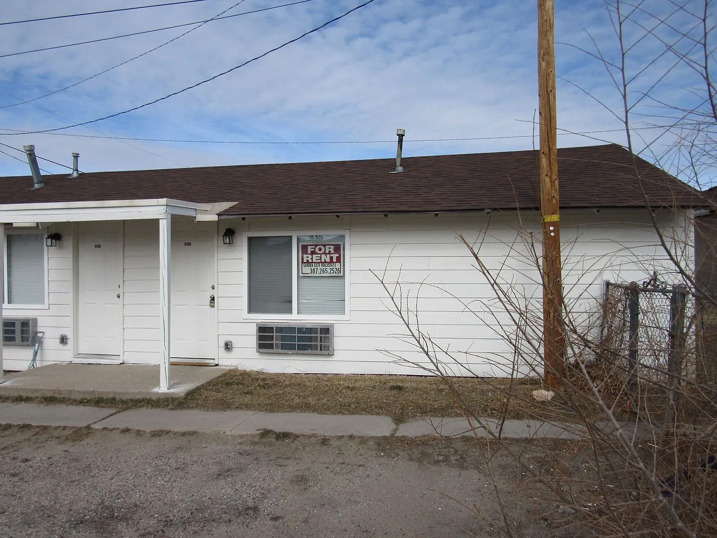 Centrally Located One Bedroom Duplex — Photo 1