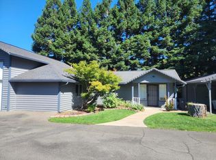 1218 SW 5th St Unit B, Grants Pass, OR 97526
