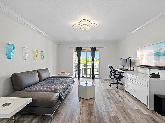 3rd image of 101 E Mcnab Road #219