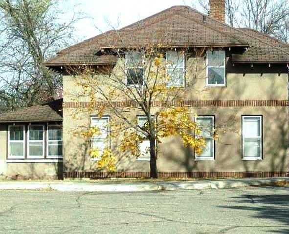 2nd image of 511 Elm St