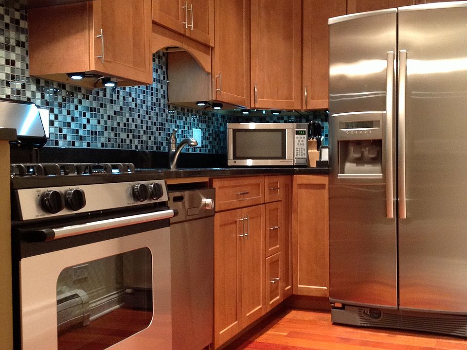 1st image of 510 W Fullerton Pkwy APT 212